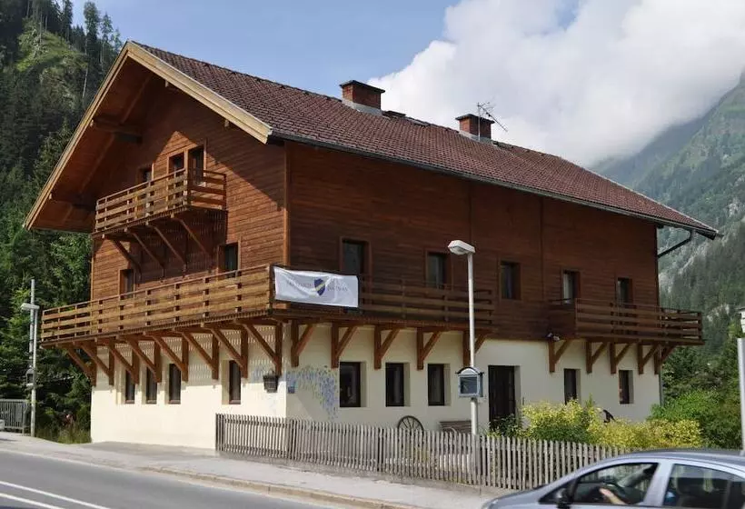 پانسیون Ski Lodge Jaktman