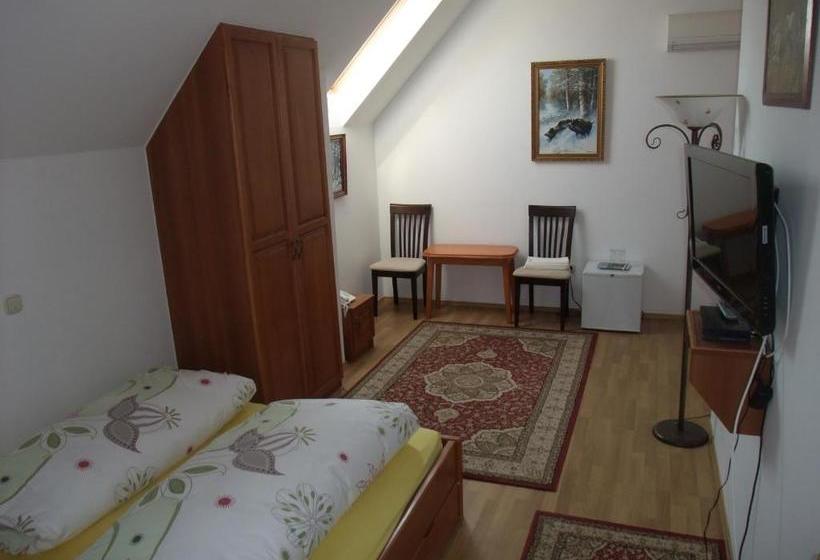 پانسیون Sóvirág Vendégház