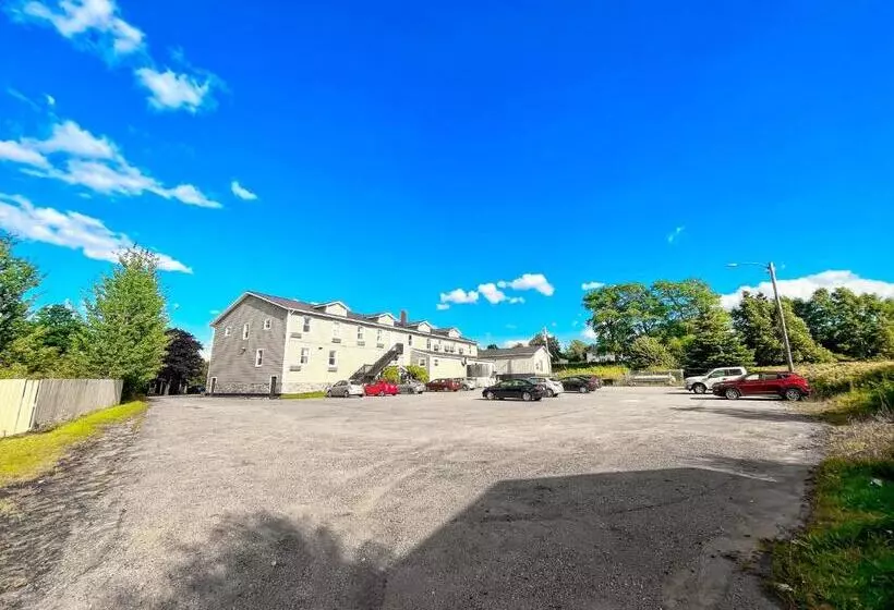 Retkeilymaja Driftwood Inn