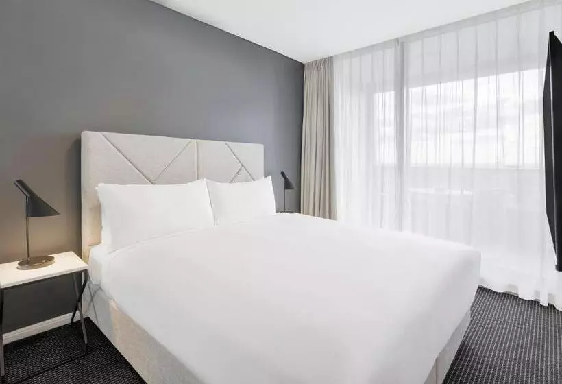 Meriton Suites Zetland