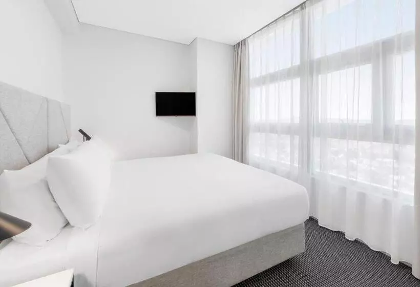 Meriton Suites Zetland