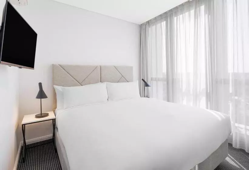 Meriton Suites Zetland