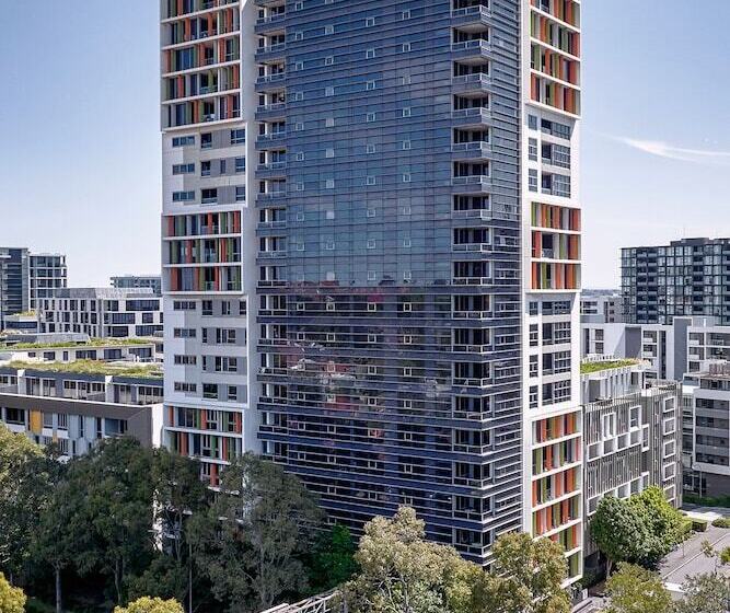 Meriton Suites Zetland