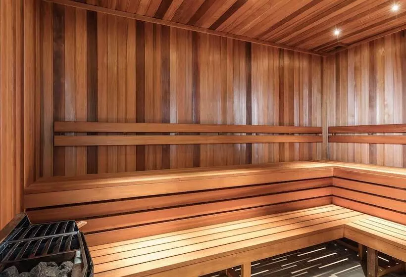 Meriton Suites Zetland