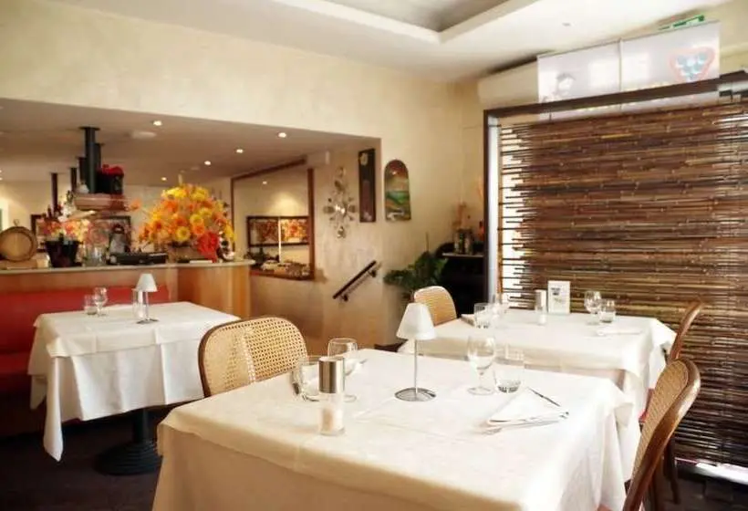 ペンション Bahnhof Haus