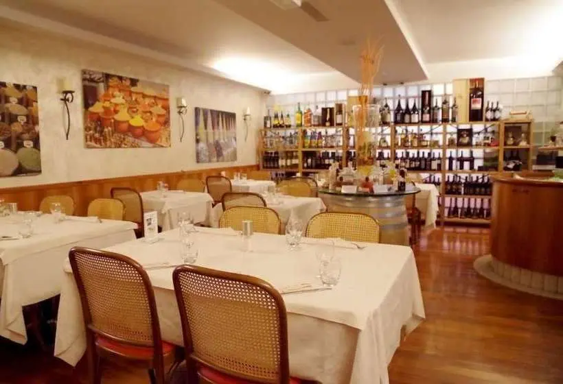 ペンション Bahnhof Haus