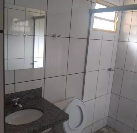 Majatalo Camping Clube E Pousada Novilha De Ouro
