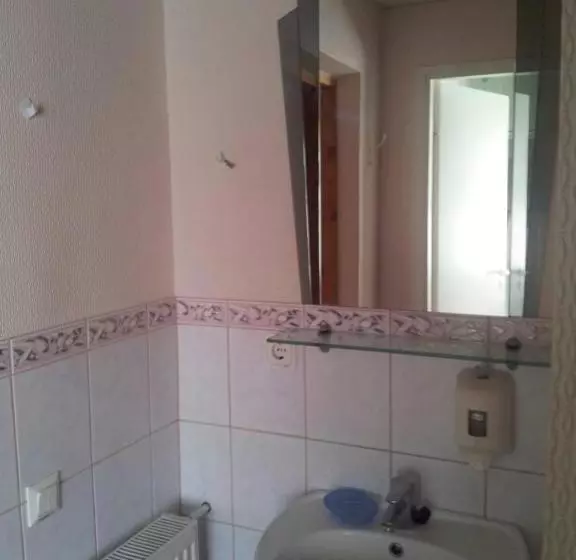 پانسیون Eha Suija Home Accommodation