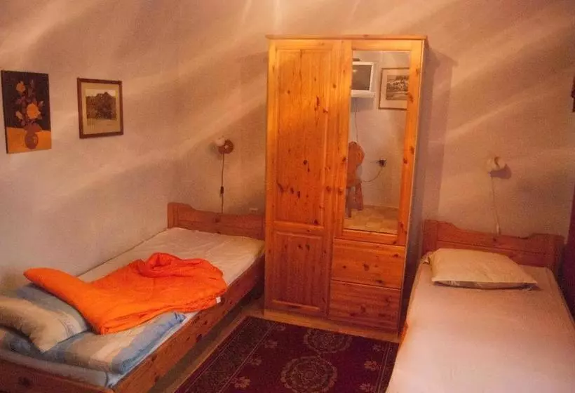 پانسیون Eha Suija Home Accommodation