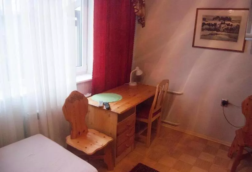 پانسیون Eha Suija Home Accommodation