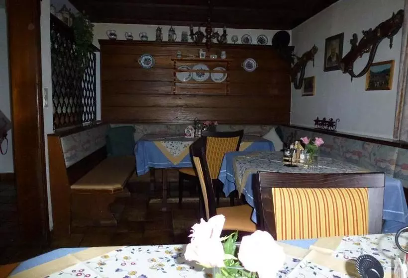 ペンション Gasthof Steinbräu