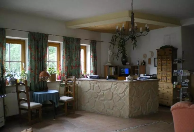 ペンション Gasthof Steinbräu