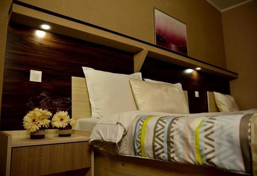 پانسیون Guest House Via