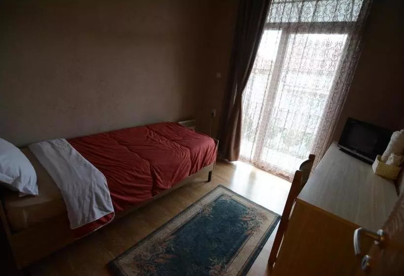 پانسیون Guest House Via