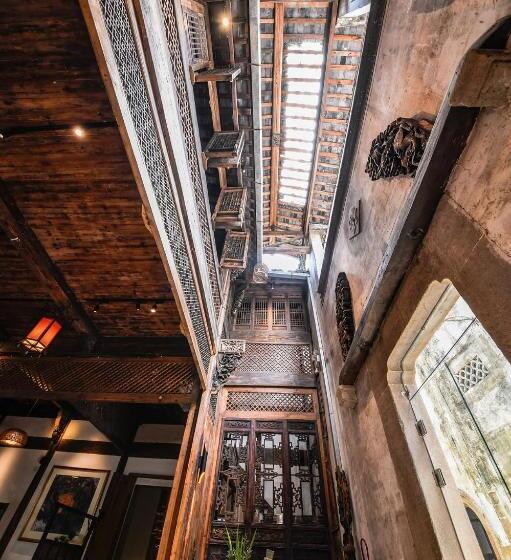 膳宿费 Hui Boutique