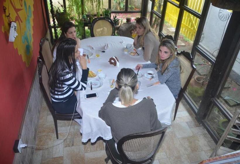 Пансион Skandalo Pub Pousada