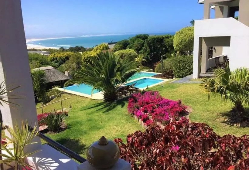 Majatalo The Ocean Bay Luxury Guesthouse