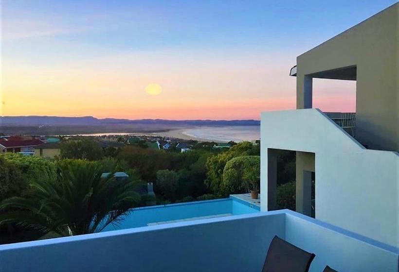 פנסיון The Ocean Bay Luxury Guesthouse