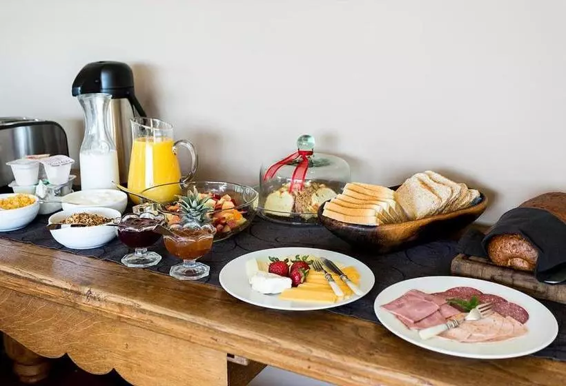 Majatalo The Ocean Bay Luxury Guesthouse