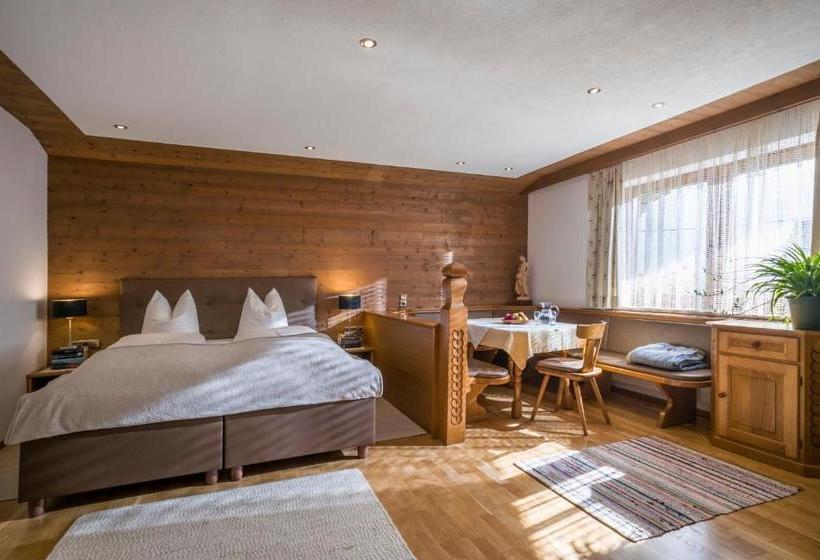 住宿加早餐  Gästehaus Rauch