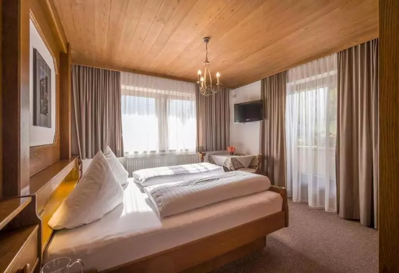 ベッドアンドブレックファースト Gästehaus Rauch