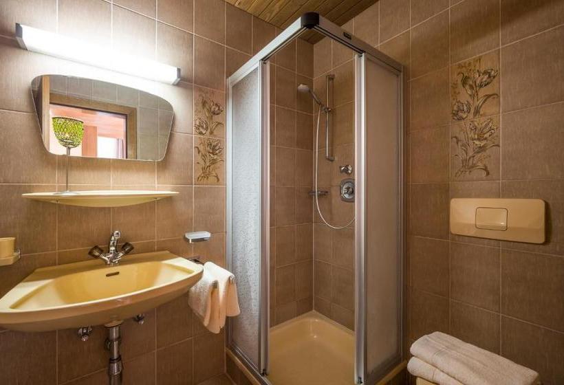 住宿加早餐  Gästehaus Rauch