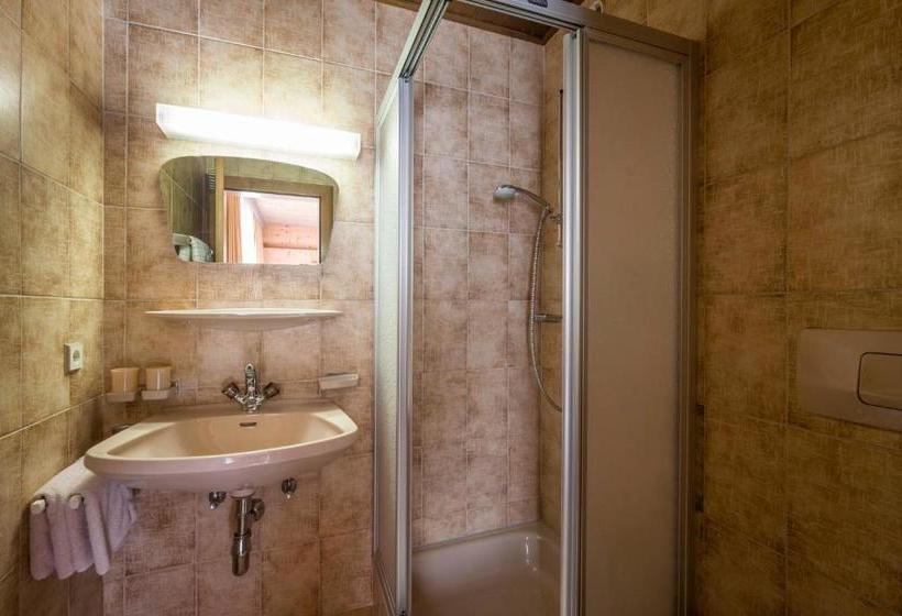 住宿加早餐  Gästehaus Rauch