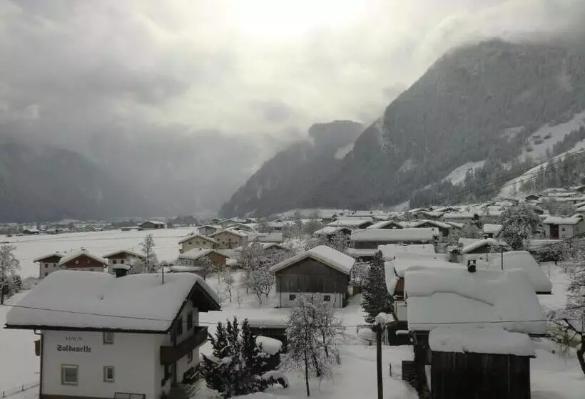 ベッドアンドブレックファースト Gästehaus Rauch