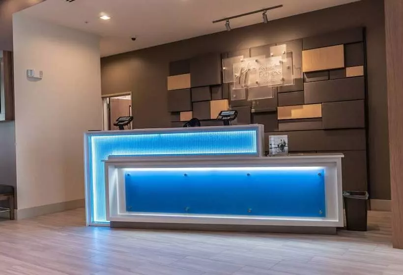 Hotelli Holiday Inn Express & Suites Birmingham   Homewood By Ihg