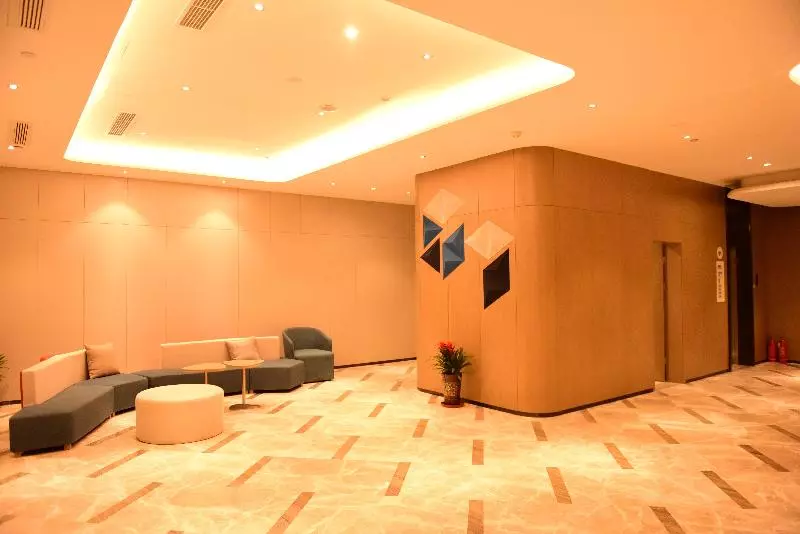 Hotelli Holiday Inn Express Lhasa Potala Square