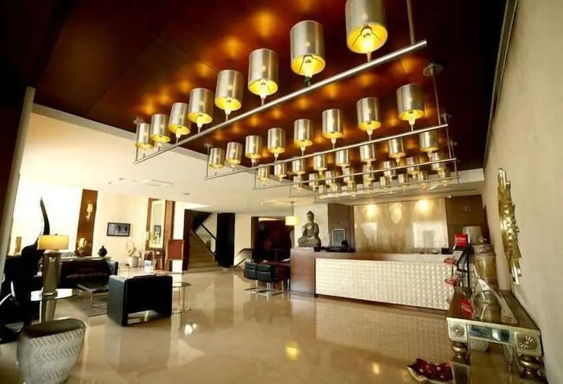 Hotel M1