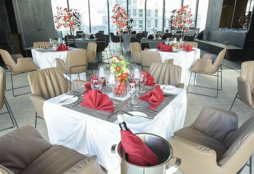 Red Hotel Cubao, Quezon City