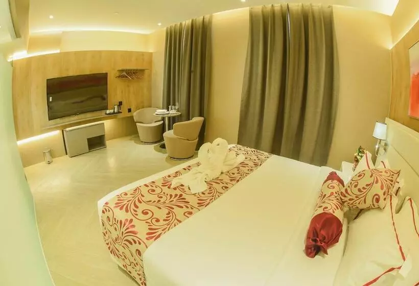 Red Hotel Cubao, Quezon City