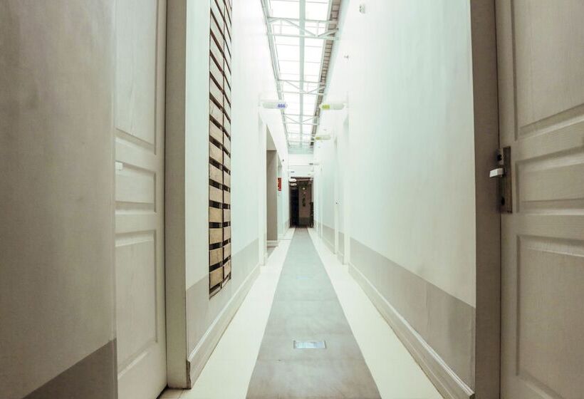 Reddoorz Plus New Era Budget Hotel Mandaue Former Reddoorz Plus Near Uv Mandaue Cebu