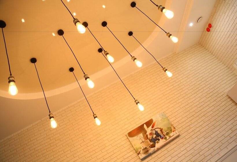 Mini Hotel Artist On Baumanskaya   Hostel