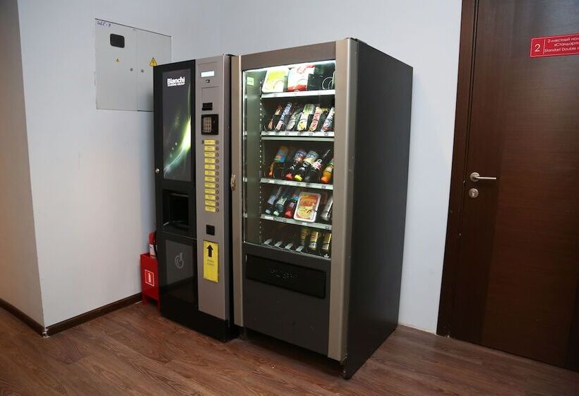 Mini Hotel Artist On Baumanskaya   Hostel