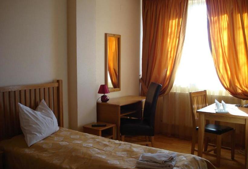 بنسيون Villa Edel Constanta