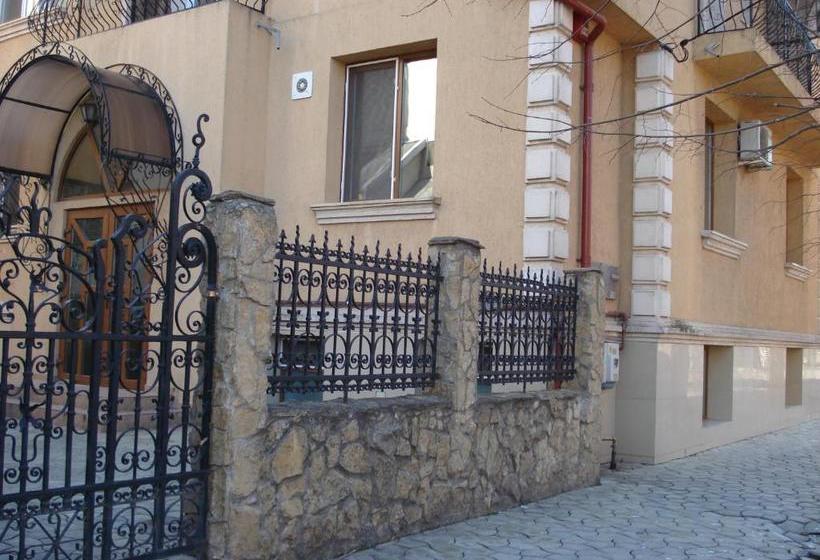 بنسيون Villa Edel Constanta