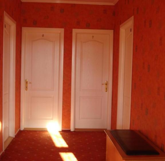 بنسيون Villa Edel Constanta