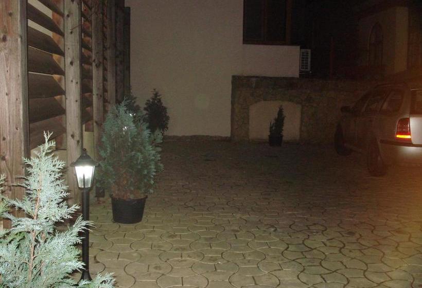 بنسيون Villa Edel Constanta