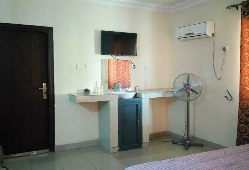 Abal Hall And Hotels