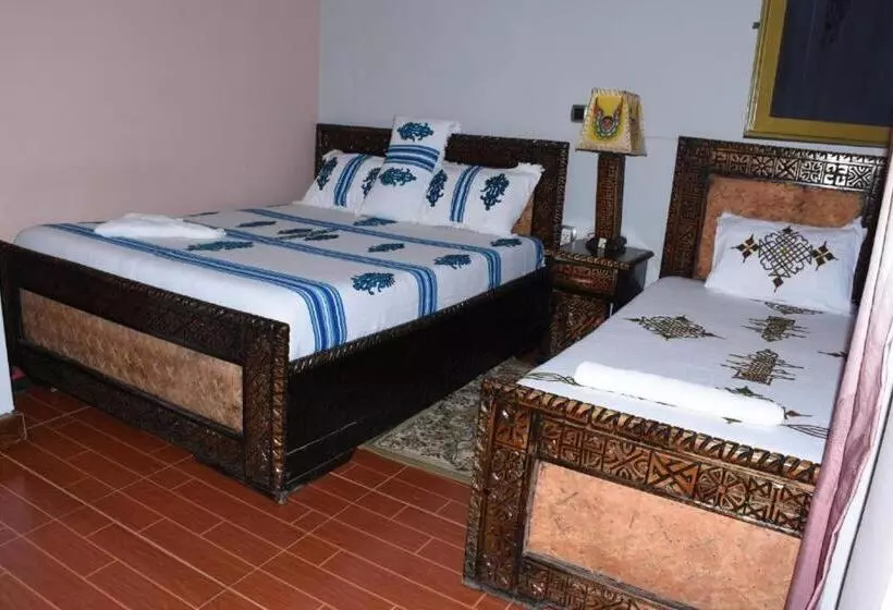 تختخواب و صبحانه Blue Nile Guest House
