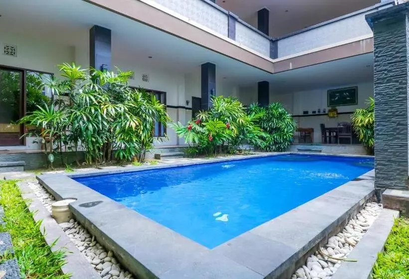 簡易ホテル Leluhur Bali Private Villa And Apartment