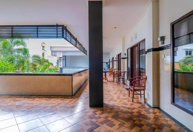 簡易ホテル Leluhur Bali Private Villa And Apartment
