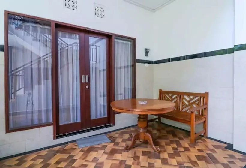 簡易ホテル Leluhur Bali Private Villa And Apartment