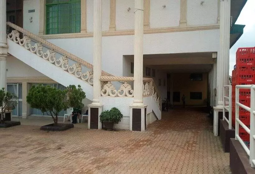 Abal Hall And Hotels