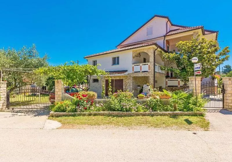 ホテル Blanka Apartments