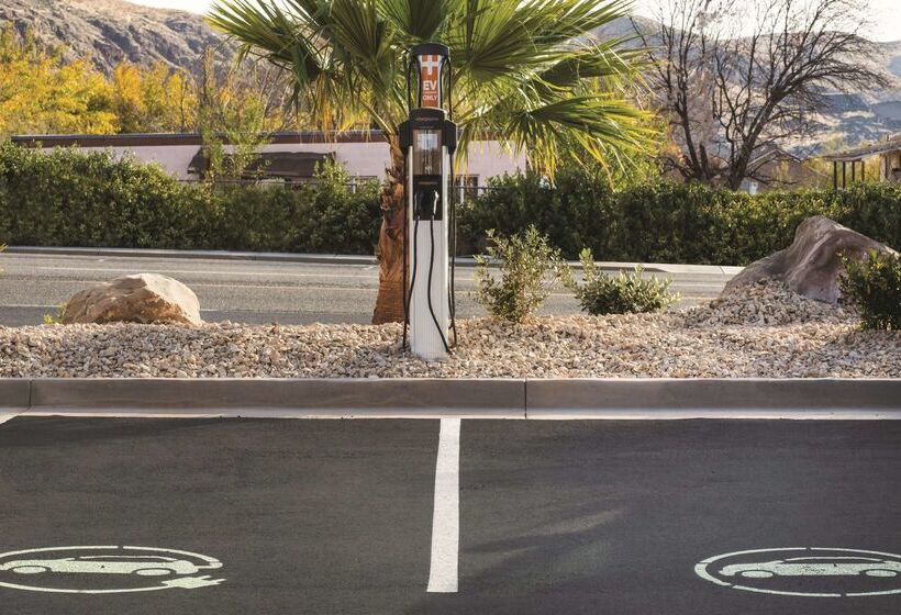 Отель La Quinta By Wyndham La Verkin   Gateway To Zion