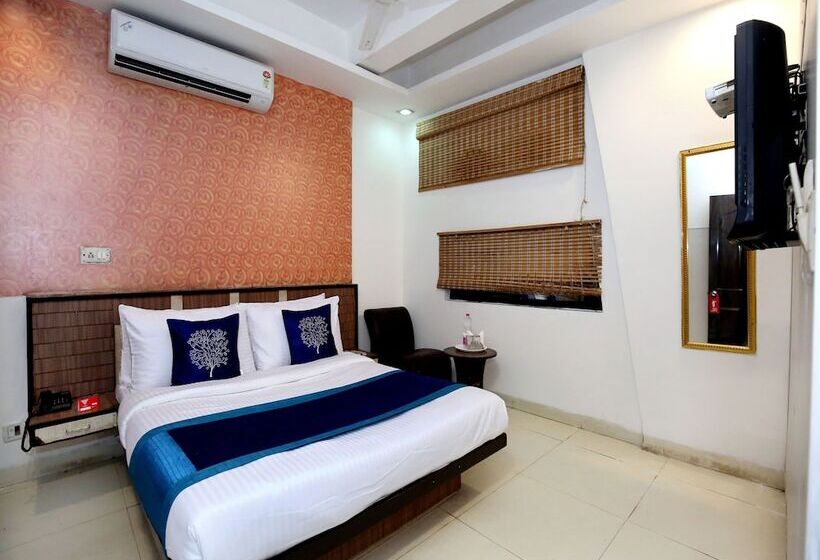 호텔 Oak By Oyo Rooms