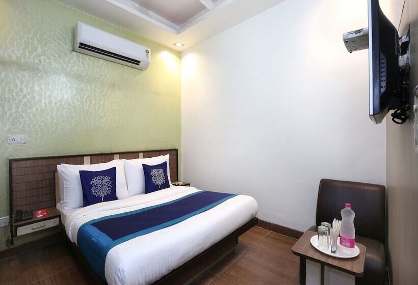 호텔 Oak By Oyo Rooms